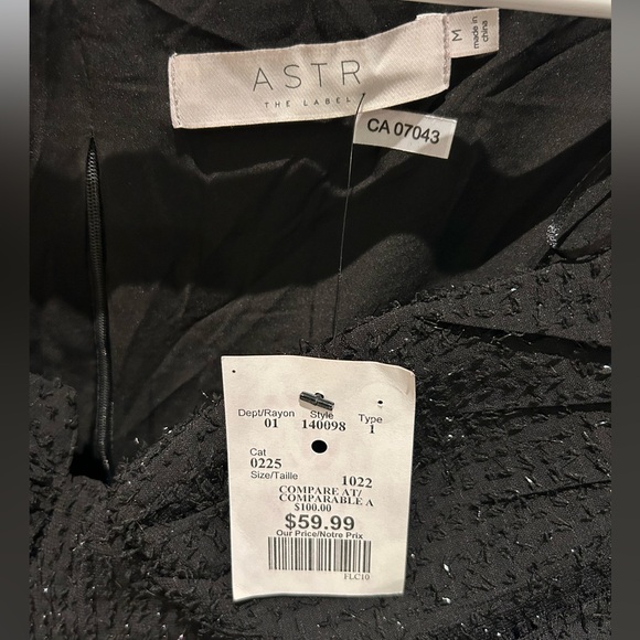 ASTR The Label black long sleeved sparkly top - Picture 4 of 7